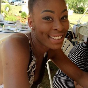 Meet your Posher, Gabrielle